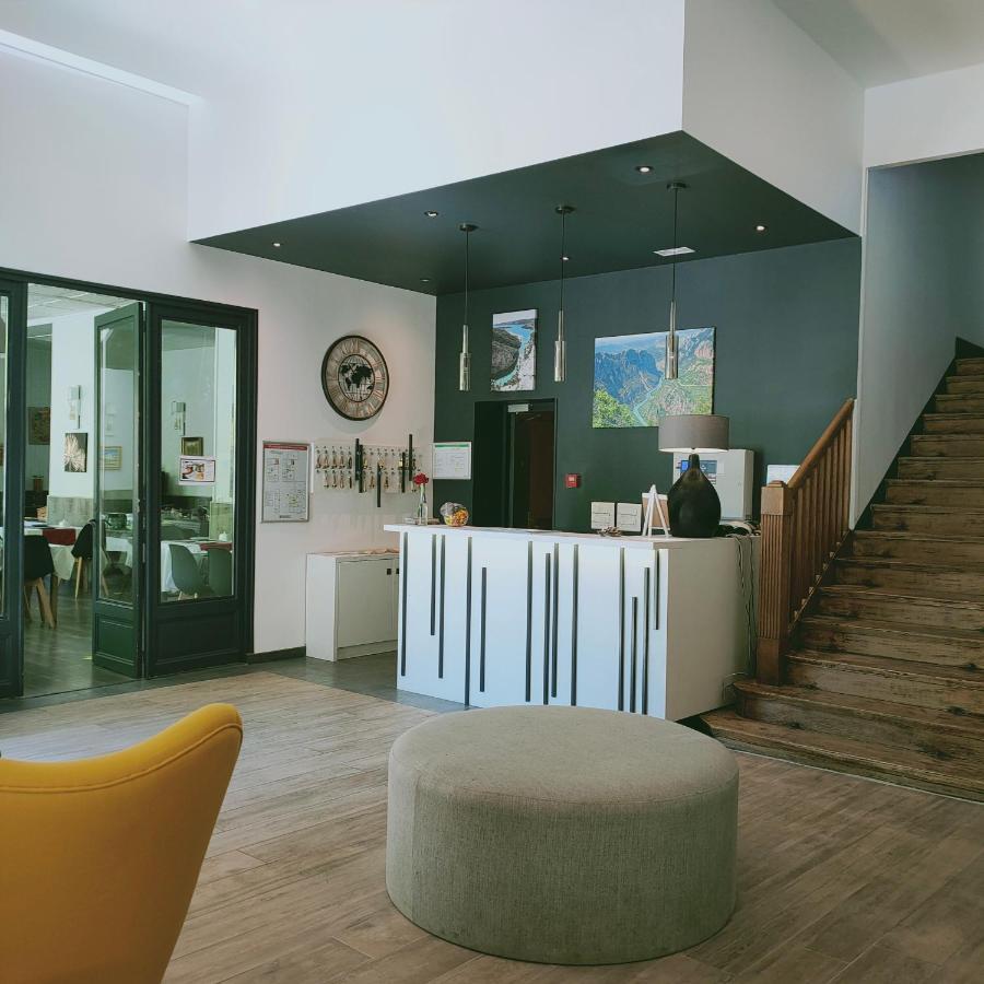 Hotel Du Levant Castellane Bagian luar foto