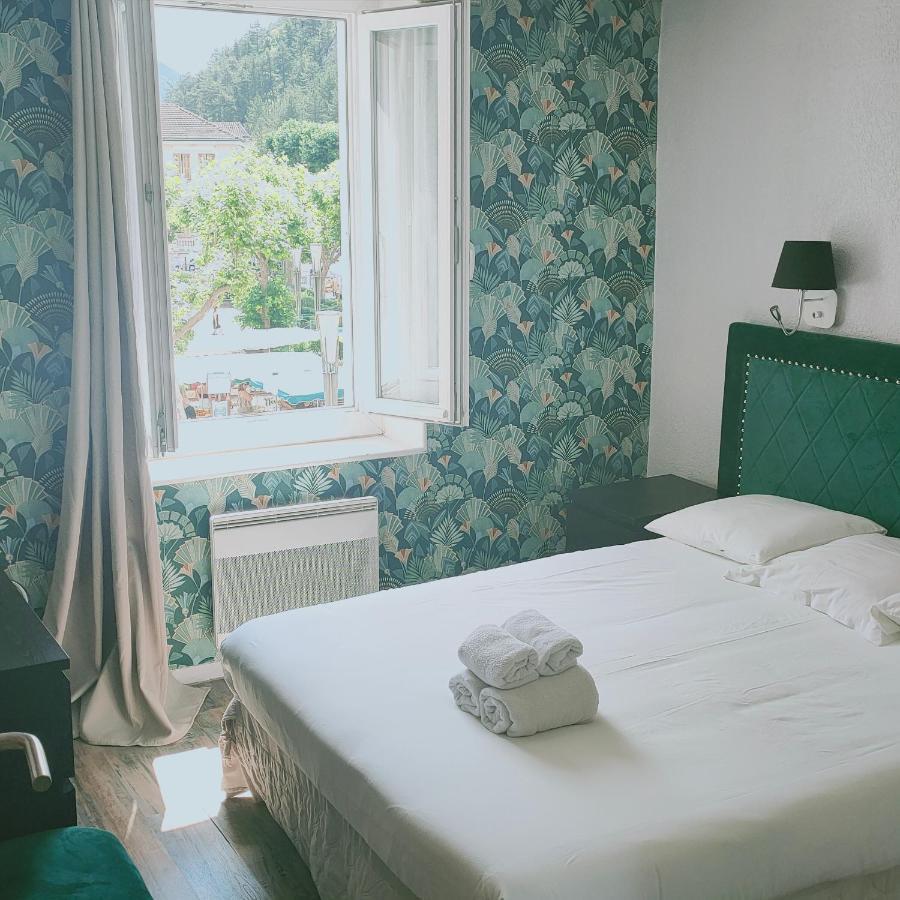 Hotel Du Levant Castellane Bagian luar foto