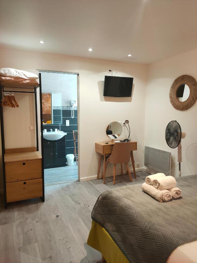 Hotel Du Levant Castellane Bagian luar foto